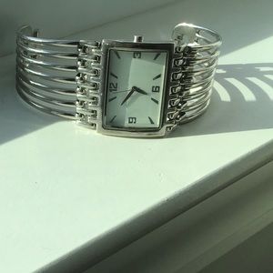Bracelet watch